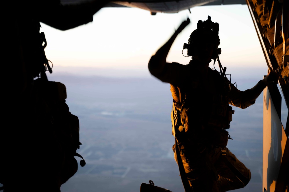 Emerald Warrior 25.2: free fall insertion and FARP operation