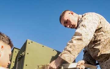SLTE 4-25: Combat Logistics Battalion-8 Conducts MRADR Airlift