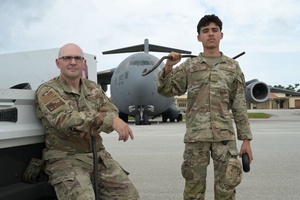 AFN Naples Radio News - Admiral Munsch North Dakota And Vermont National Guard Defender 25