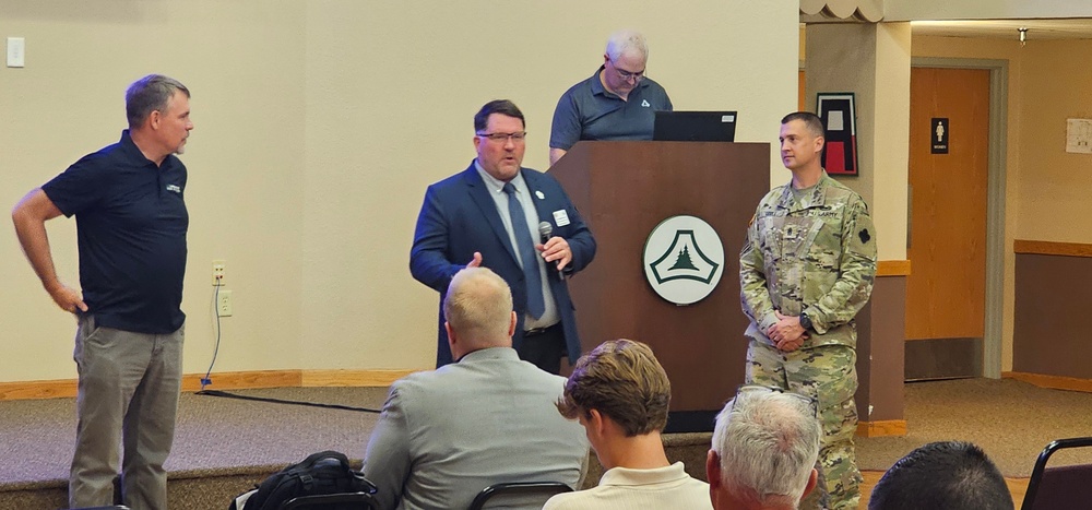 19th Wisconsin GOBC held at Fort McCoy connecting businesses with federal prospects