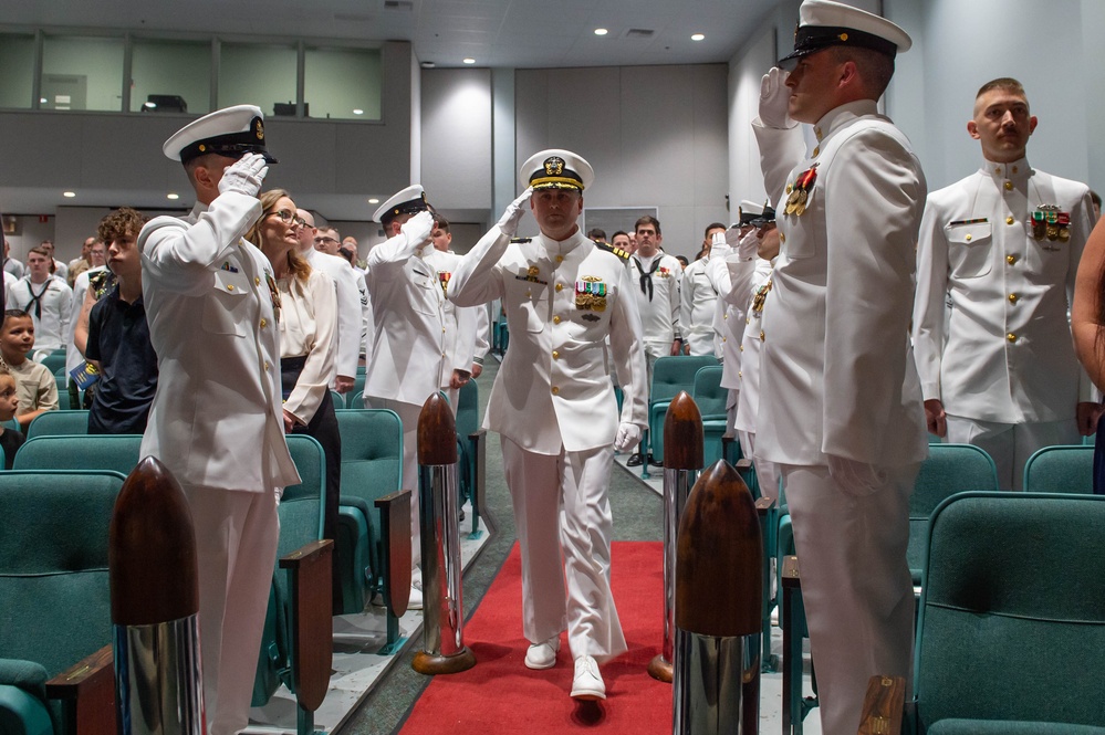 Cmdr. Grundt Assumes Command of USS Alabama (SSBN 731)