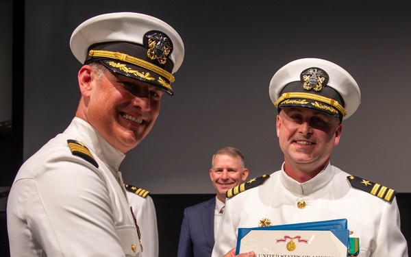 Cmdr. Grundt Assumes Command of USS Alabama (SSBN 731)