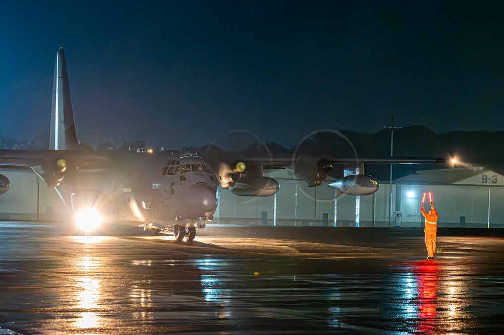 353 SOW MC-130s and CV-22s arrive to Philippines to provide urgent lifesaving support following catastrophic storms