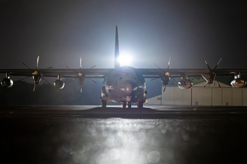 353 SOW MC-130s and CV-22s arrive to Philippines to provide urgent lifesaving support following catastrophic storms
