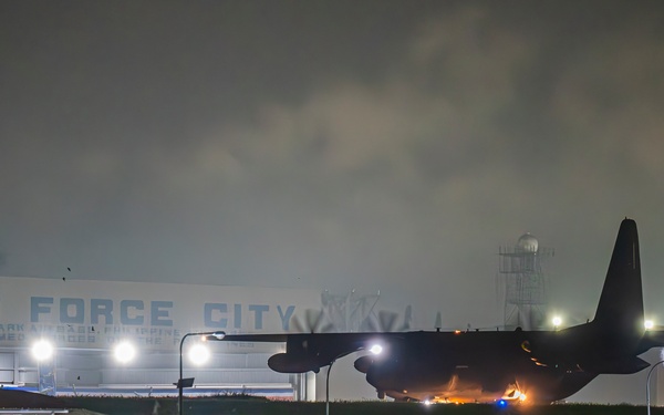 353 SOW MC-130s and CV-22s arrive to Philippines to provide urgent lifesaving support following catastrophic storms