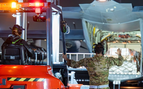 353 SOW MC-130s and CV-22s arrive to Philippines to provide urgent lifesaving support following catastrophic storms