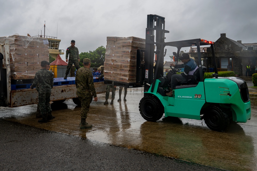 CV-22s deliver life-saving supplies to Basco, Philippines following catastrophic storms
