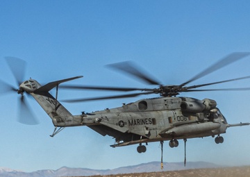 SLTE 4-25: Combat Logistics Battalion-8 Conducts MRADR Airlift