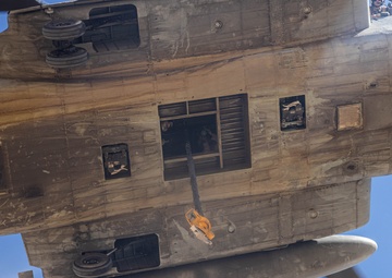 SLTE 4-25: Combat Logistics Battalion-8 Conducts MRADR Airlift