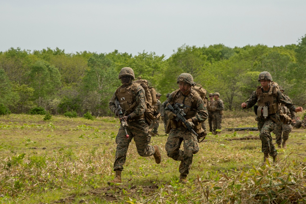 ARTP 25.1| U.S. Navy Sailors Execute Medical Evacuation Drill