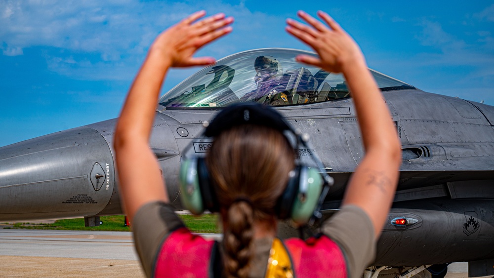 Wolf Pack’s F-16 Fighting Falcons begin departure for Super Squadron Test Phase II