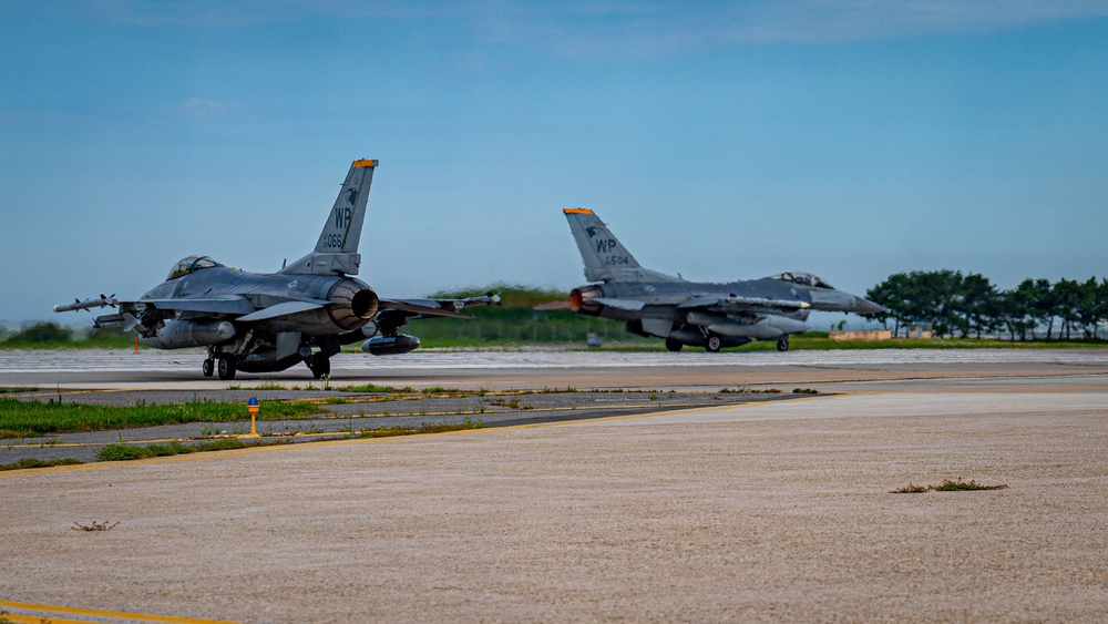 Wolf Pack’s F-16 Fighting Falcons begin departure for Super Squadron Test Phase II