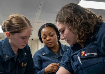 USS America (LHA 6) Conducts Medical Training Circuit