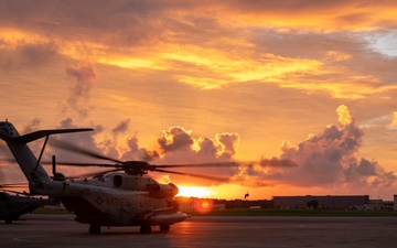 HMH-462 transports MWSS-172 firefighter, equipment