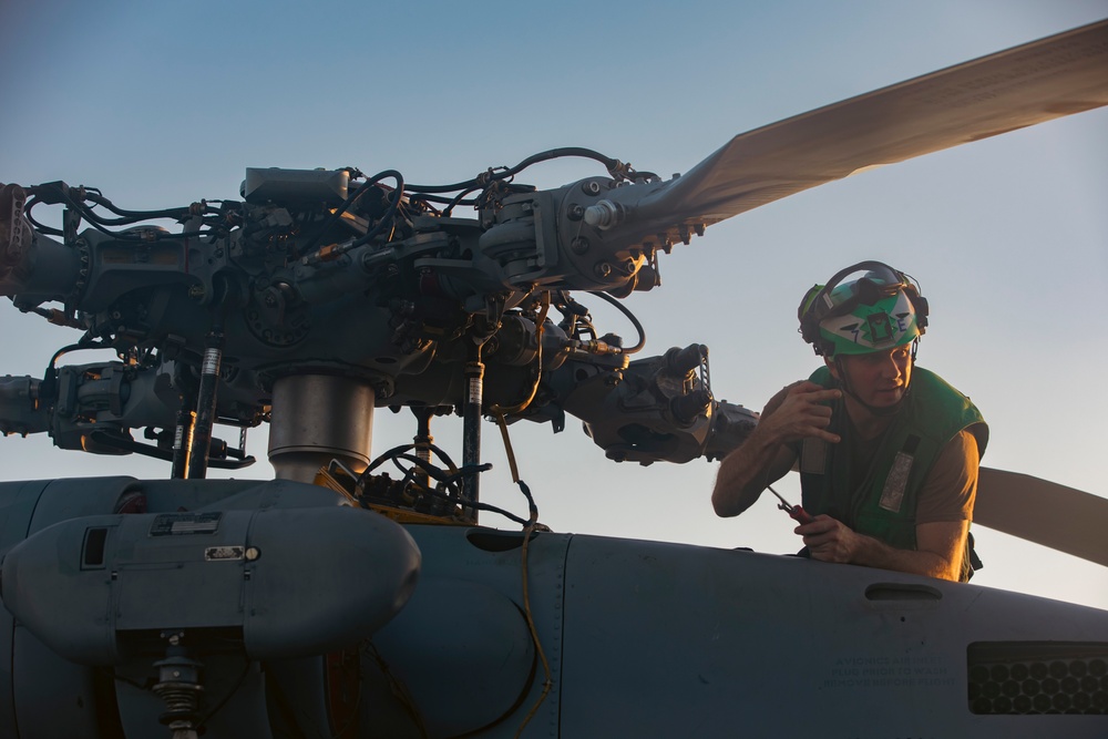USS Winston S. Churchill (DDG 81) Daily Operations