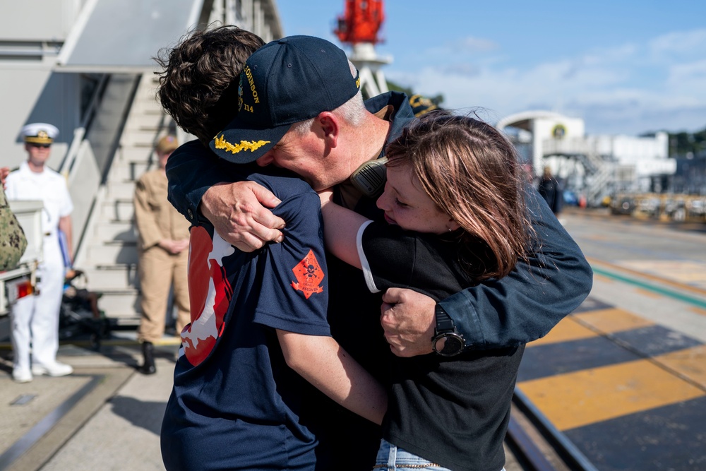 USS Ralph Johnson (DDG 114) returns to CFAY after 7-month underway