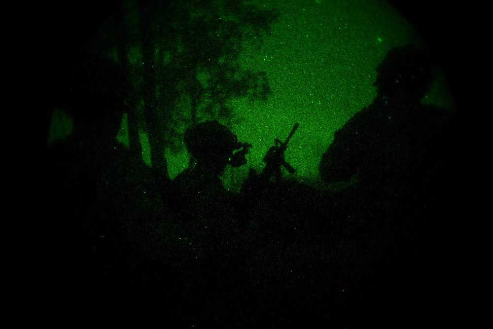 2nd Battalion, 7th Infantry Regiment: Night Live Fire Exercise
