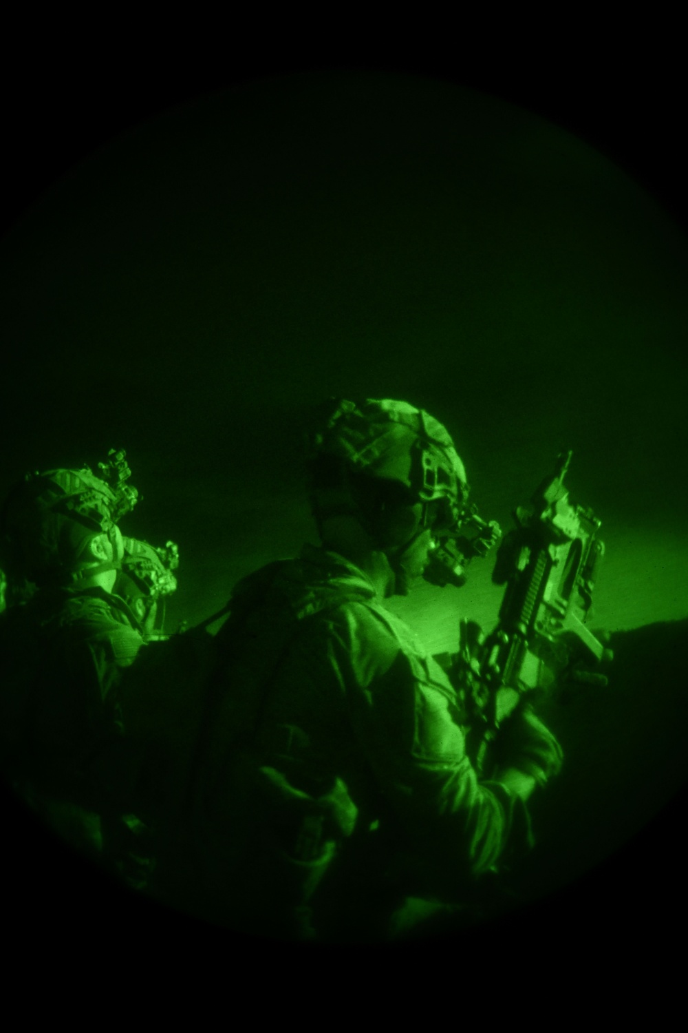 2nd Battalion, 7th Infantry Regiment: Night Live Fire Exercise