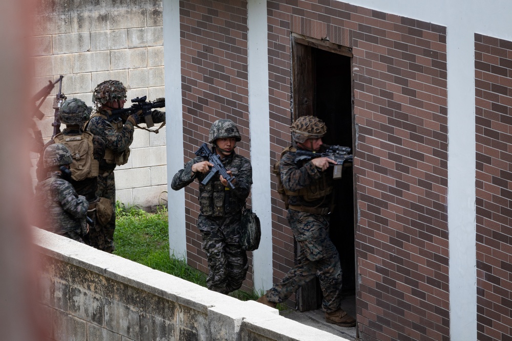 2/23 Marines conduct MOUT Techniques with ROK Marines | Day 3