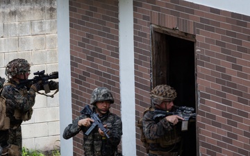 2/23 Marines conduct MOUT Techniques with ROK Marines | Day 3