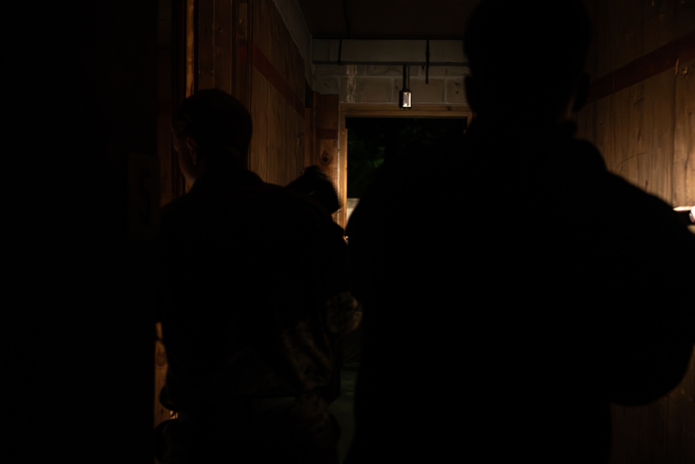 2/23 Marines and ROK Marines Conduct Bilateral, Night MOUT Training at KMEP 25.2