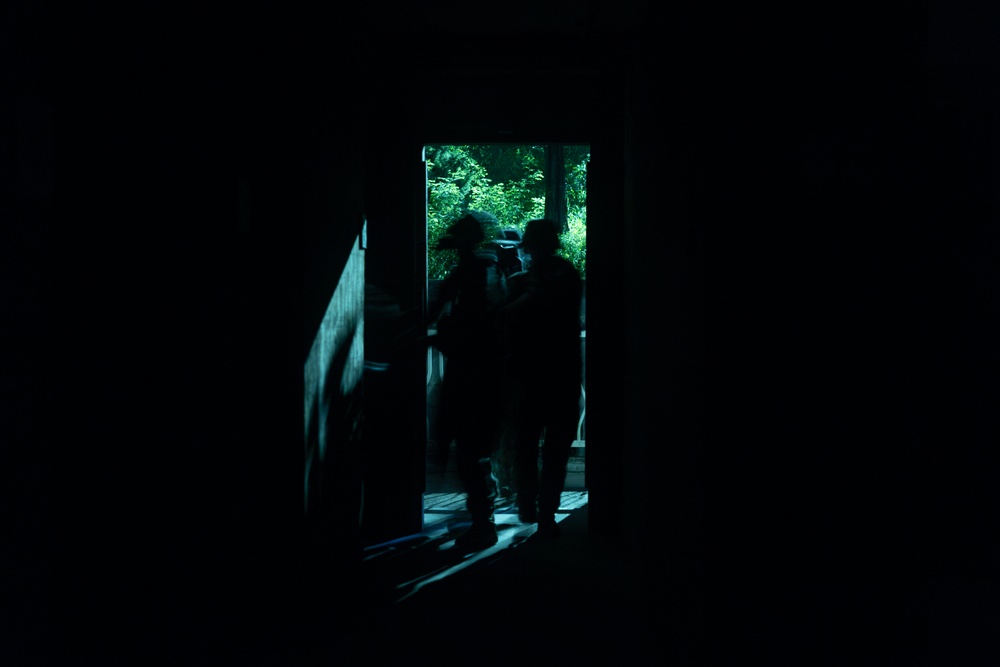 2/23 Marines and ROK Marines Conduct Bilateral, Night MOUT Training at KMEP 25.2