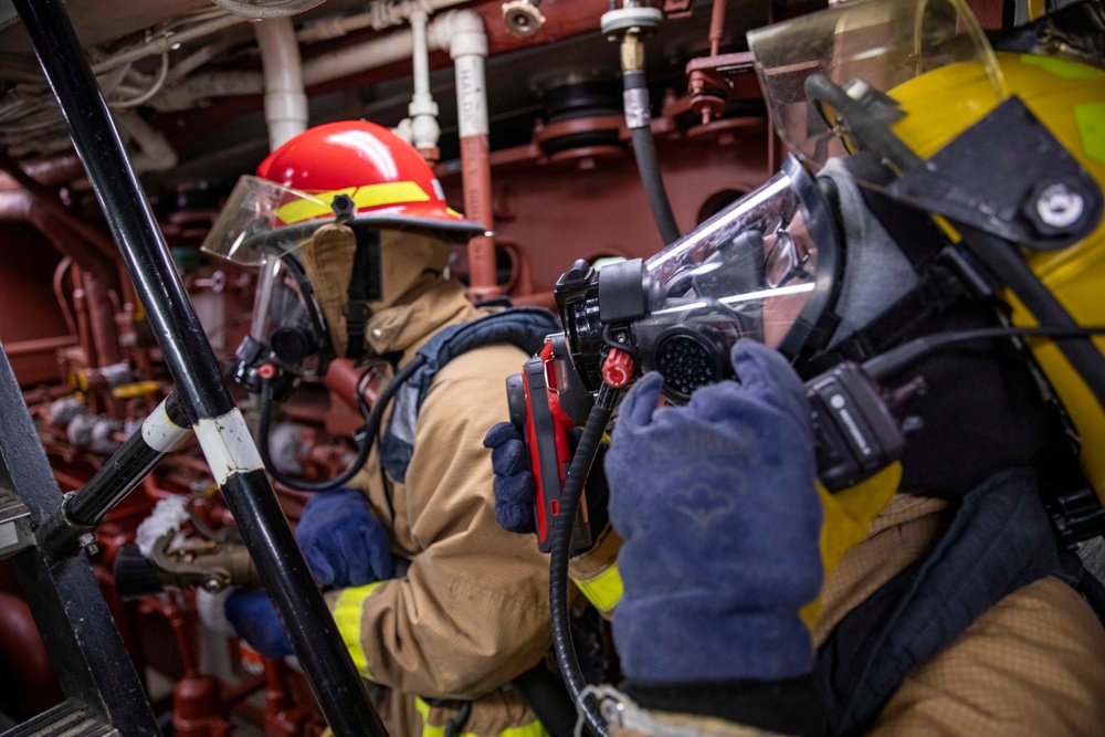 USS Preble Conducts Main Space Fire Drill