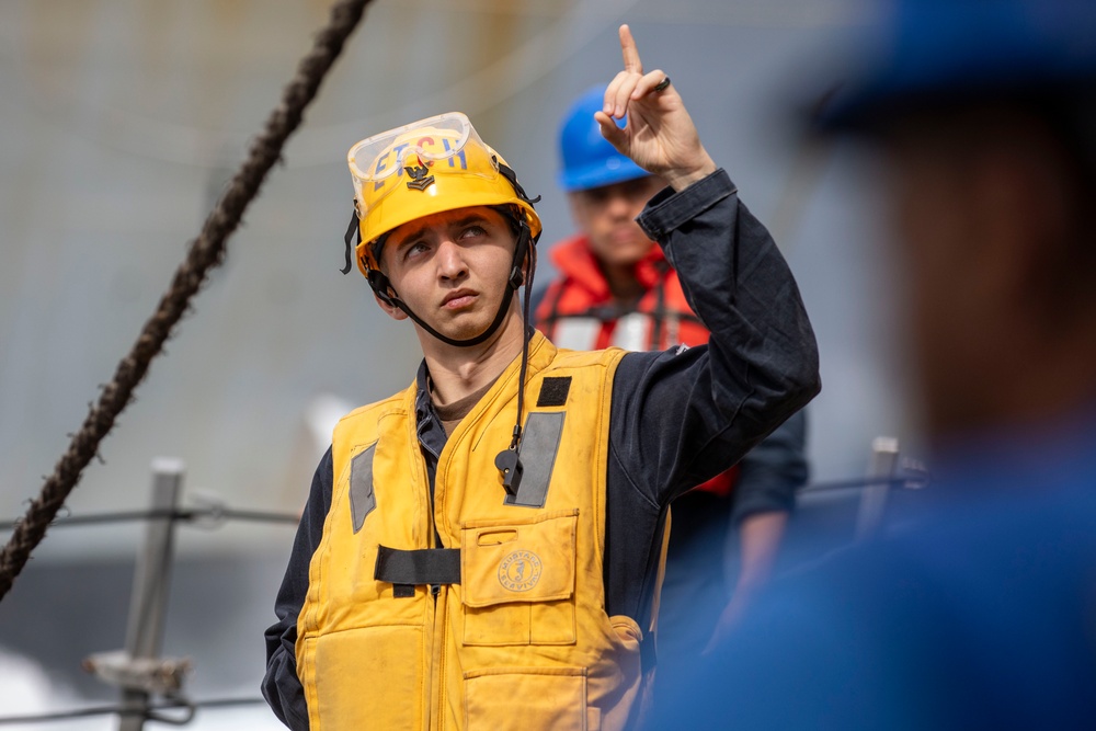 USS Preble Conducts Underway Replenishment