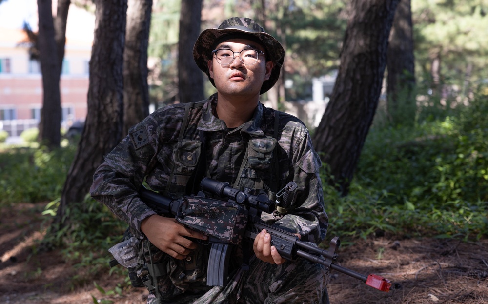 2/23 Marines and ROK Marines Conduct Bilateral Patrol Training during KMEP 25.2