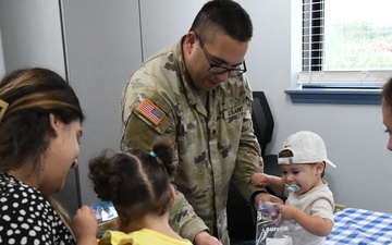 Fort Drum family members chill out with Family Advocacy Program