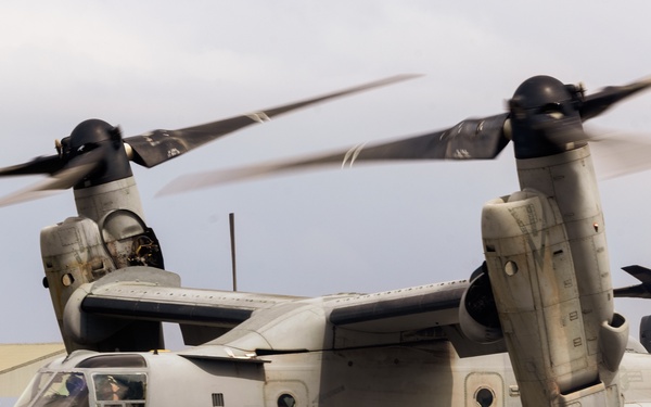 MRF-D 25.3: U.S. Marines with VMM-363 assist in foreign disaster relief