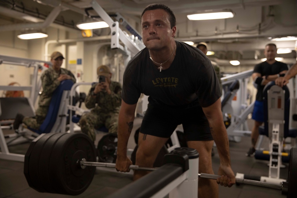 USS Kearsarge Sailors Participate In Weightlifting Competition.
