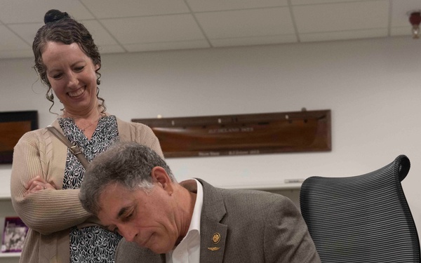 Congressman Andrew Clyde visits NHHC