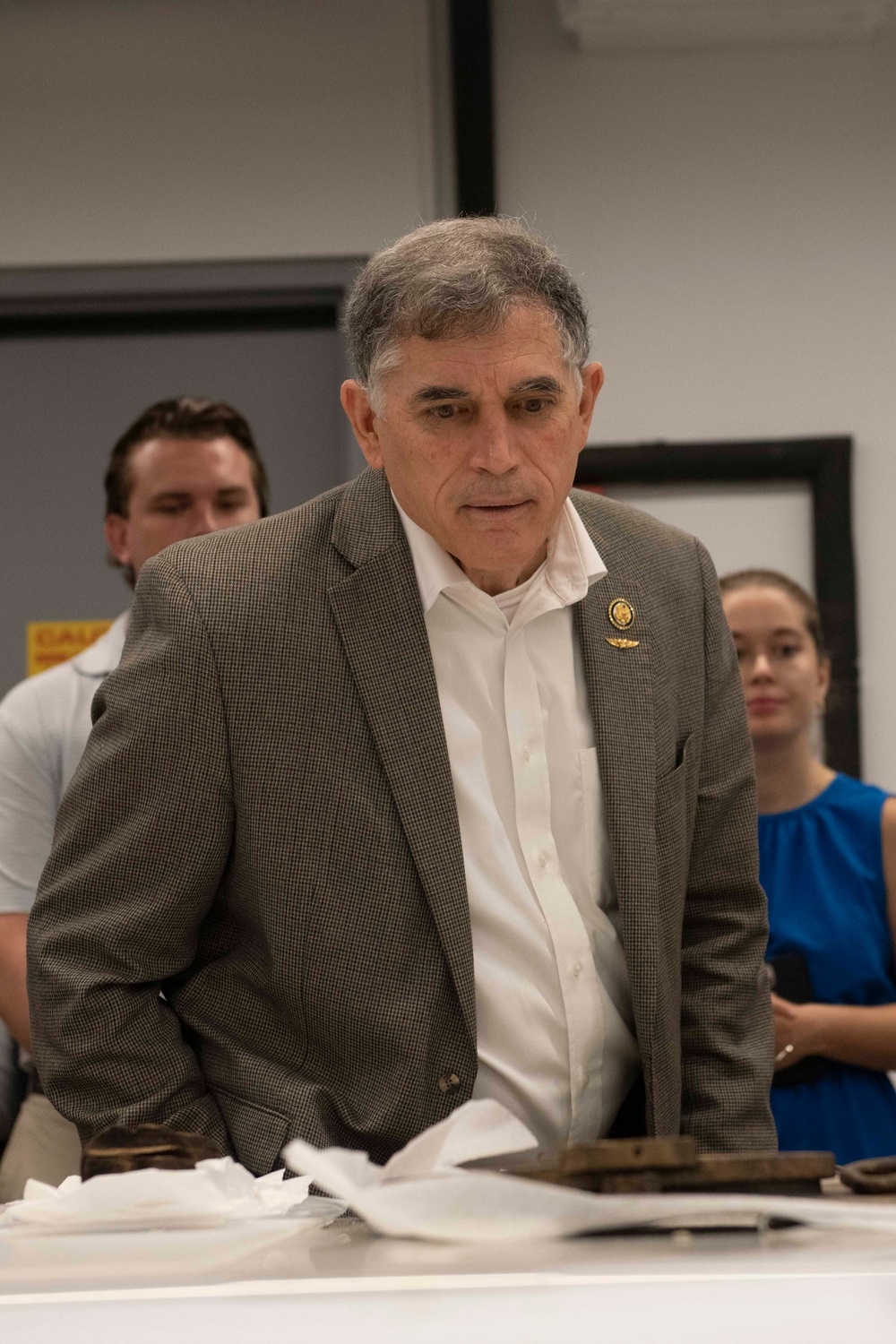 Congressman Andrew Clyde visits NHHC