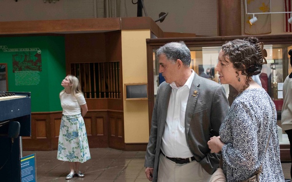 Congressman Andrew Clyde visits NHHC