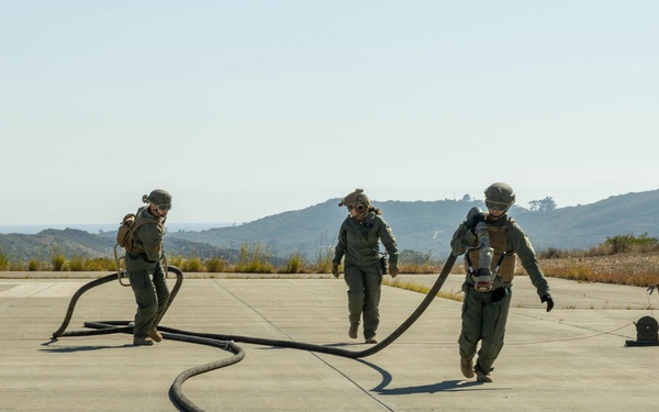 U.S. Marines conduct a FARP OIC course