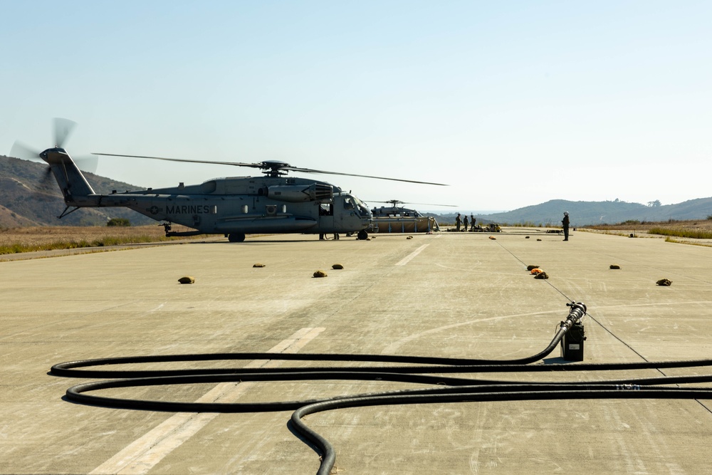 U.S. Marines conduct a FARP OIC course