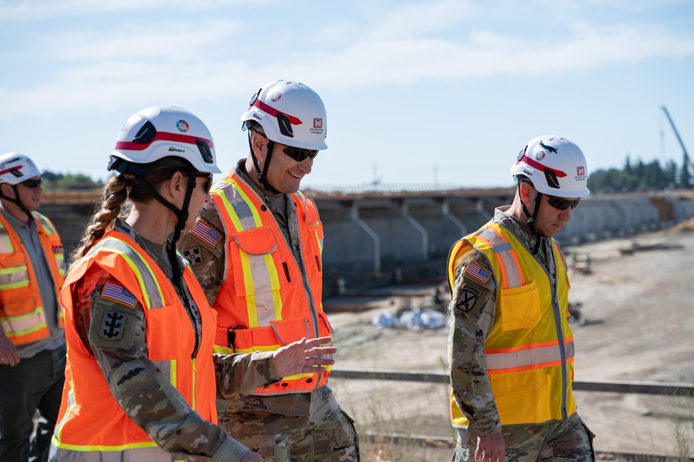 Army Corps leaders tour Sacramento flood control site