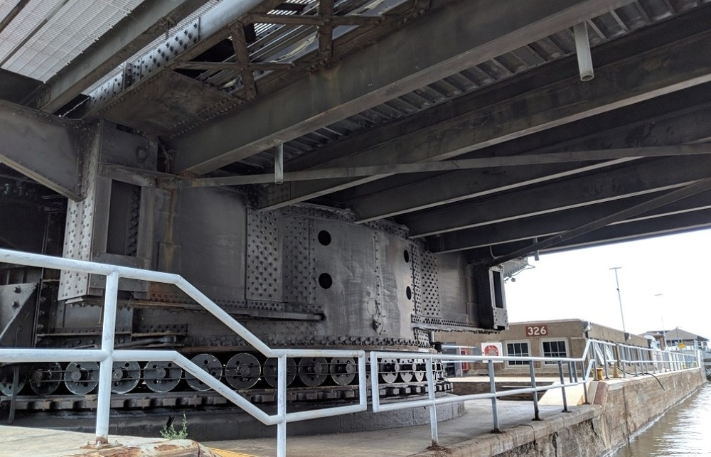 View of the gear and driver on the Government Bridge at Rock Island