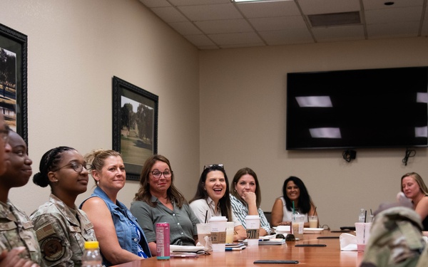 COMAFSOC, CCM spouses visit The Steadfast Line