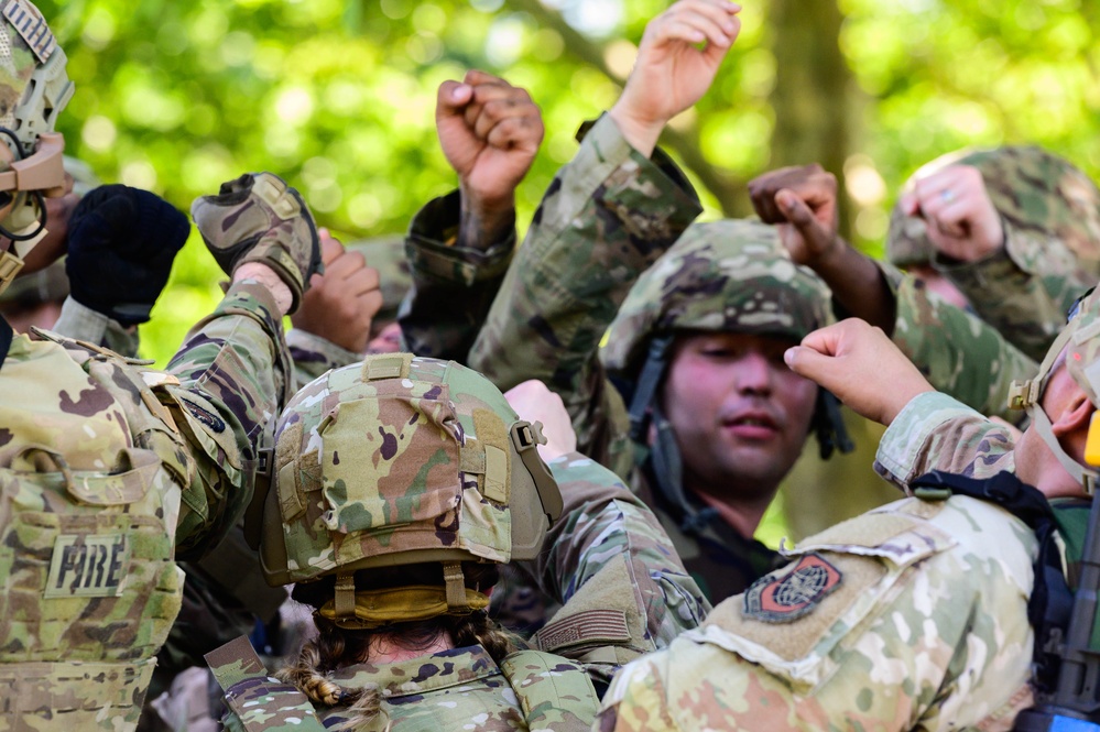 Scott ALS builds combat-ready leaders with new field training course