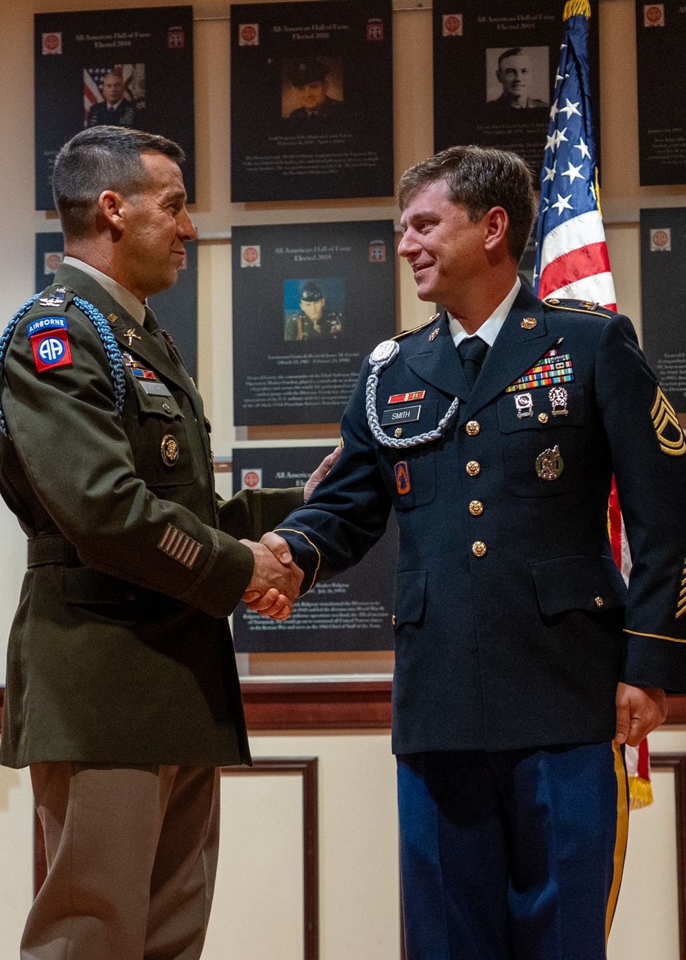 82 Abn. Div. honors retirees