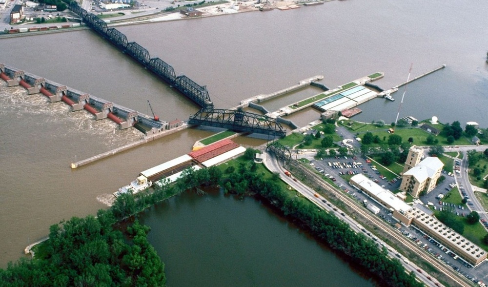 Locks and Dam 15 at Rock Island