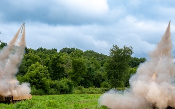 Australian soldiers get MICLIC training with U.S. Army Engineer heavy track course at Fort Leonard Wood