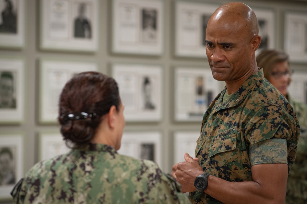 Marine Corps General Visits Navy Medicine Readiness and Training Command