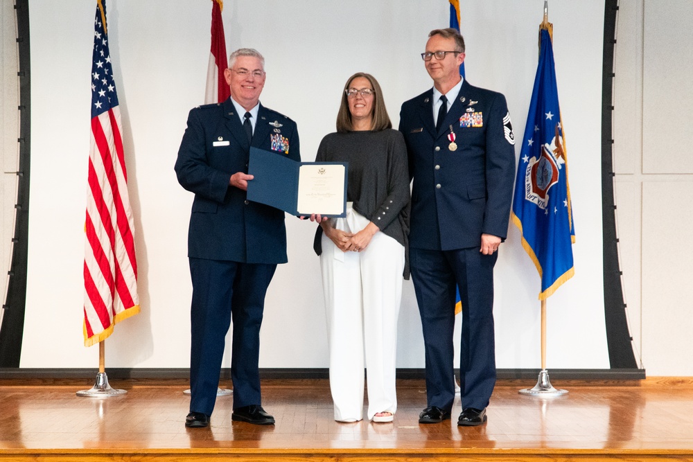 Chief Master Sgt. retires