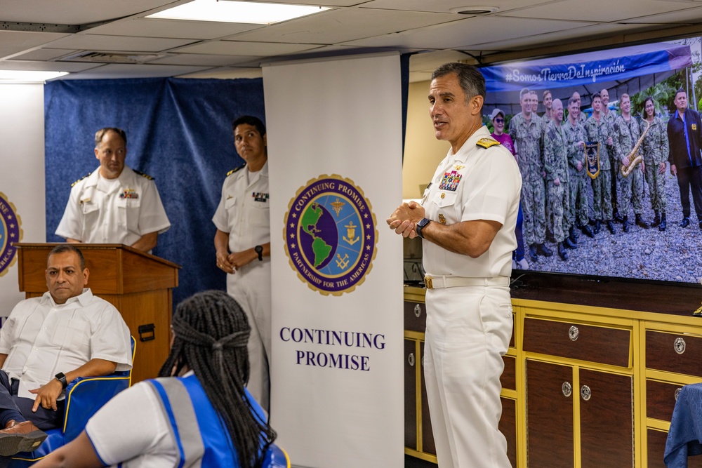 Rear Adm. Carlos Sardiello visits USNS Comfort in Costa Rica during CP25