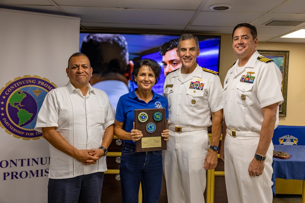 Rear Adm. Carlos Sardiello visits USNS Comfort in Costa Rica during CP25