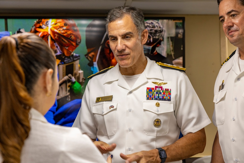 Rear Adm. Carlos Sardiello visits USNS Comfort in Costa Rica during CP25