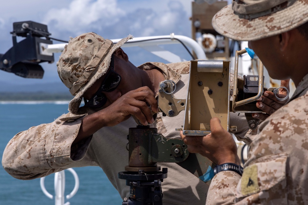 USNS Comfort Departs Costa Rica